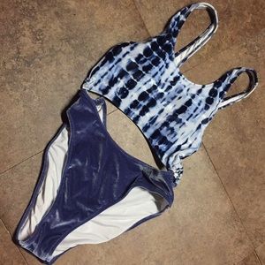 NWT PINK by Victoria’s secret one piece swimsuit👙